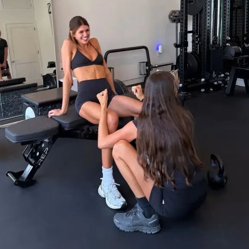Kaia Gerber und ihre Trainerin Kirsty Godso