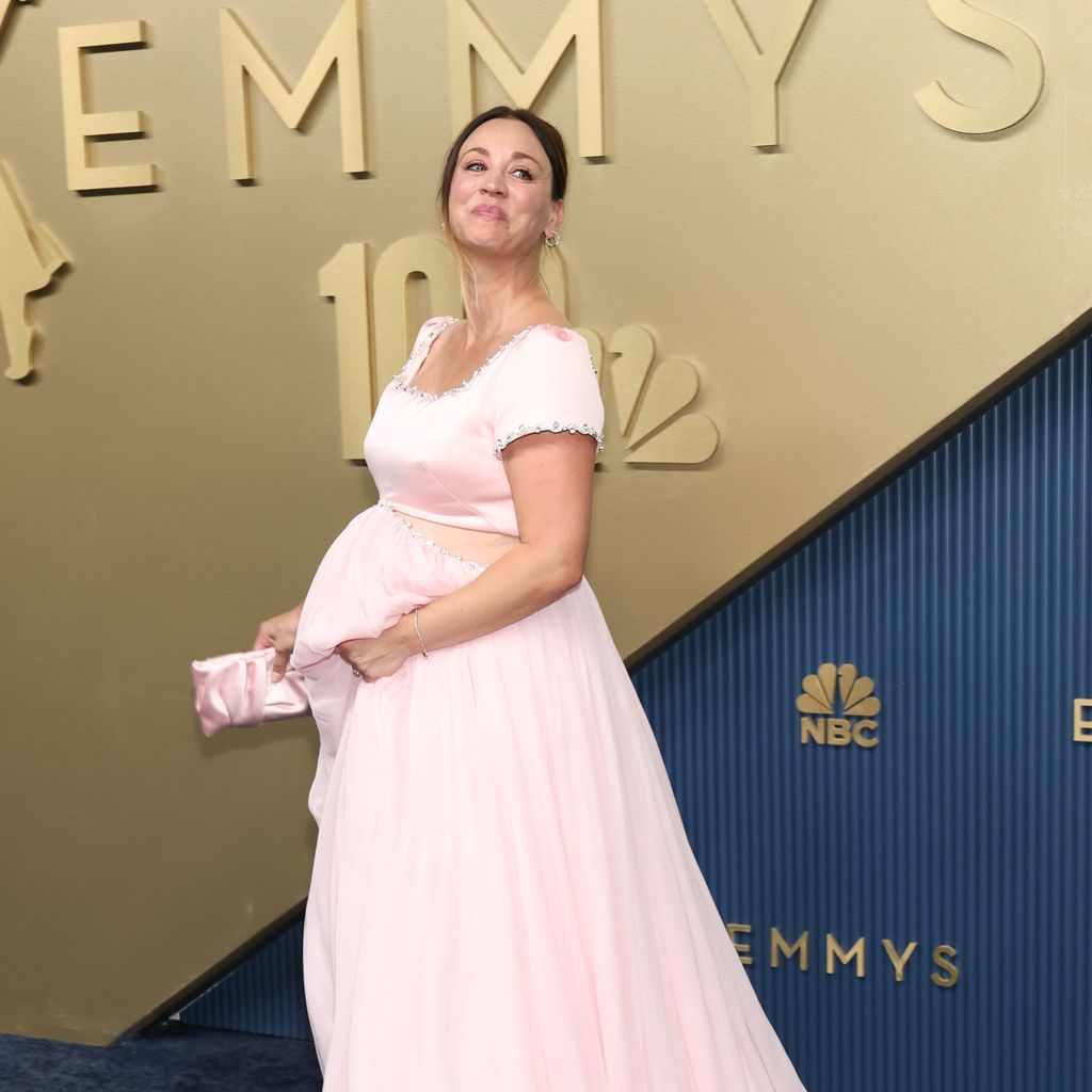 Kaley Cuoco bei den 78. Primetime Emmy Awards im Peacock Theater in Los Angeles