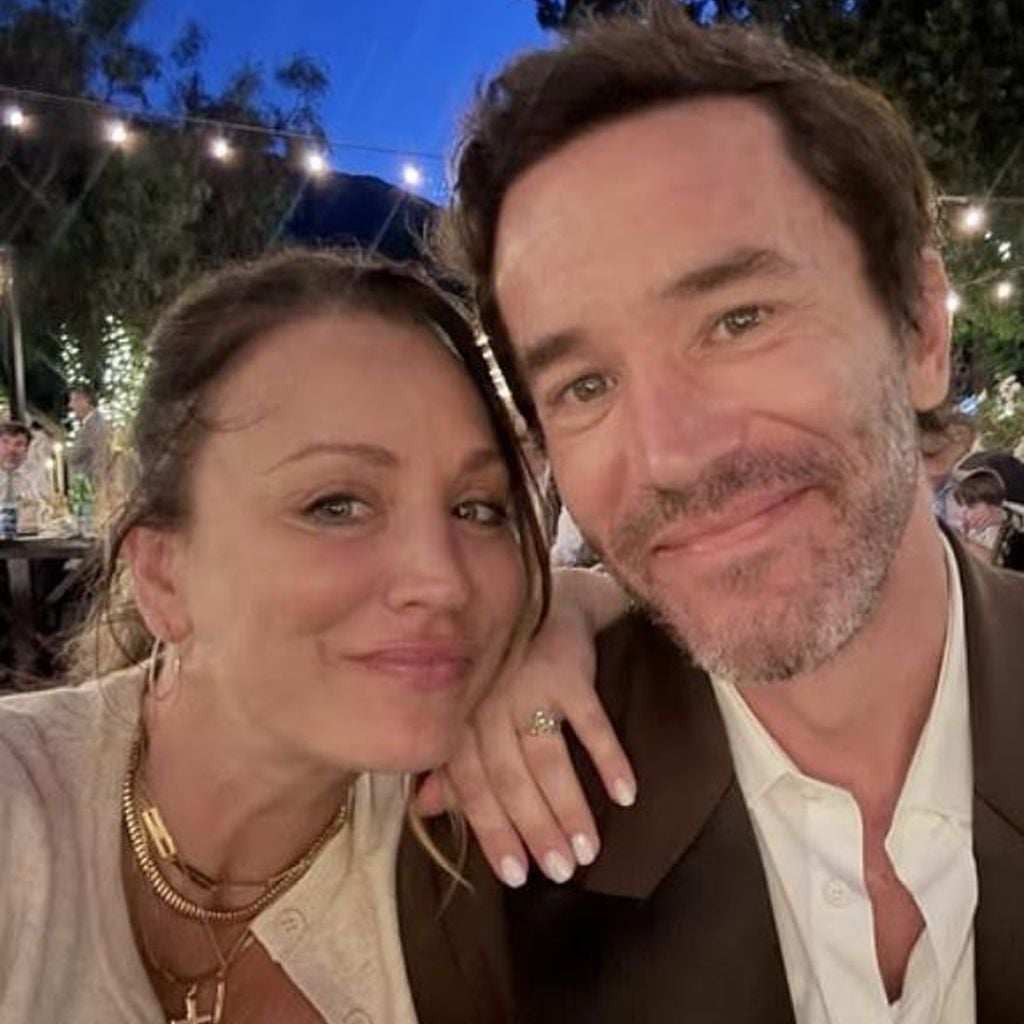 Kaley Cuoco mit ihrem Verlobten Tom Pelphrey