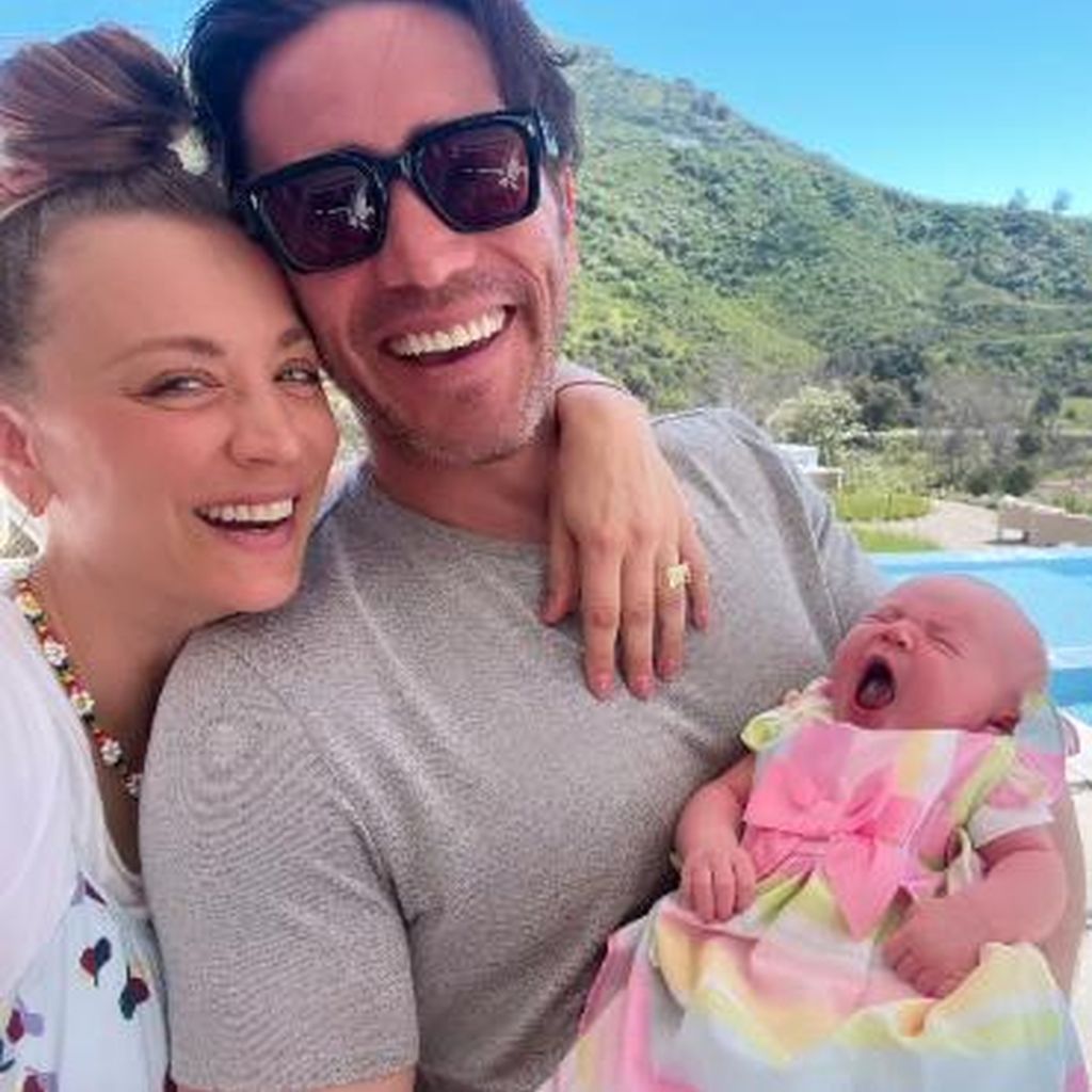 Kaley Cuoco und Tom Pelphrey mit ihrer Tochter Matilda im April 2023