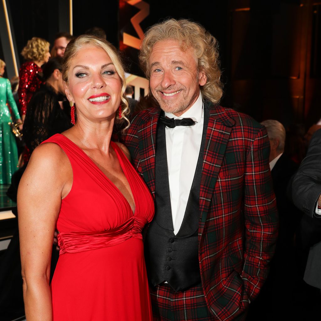 Karina Mroß und Moderator Thomas Gottschalk, 2019 in Baden-Baden