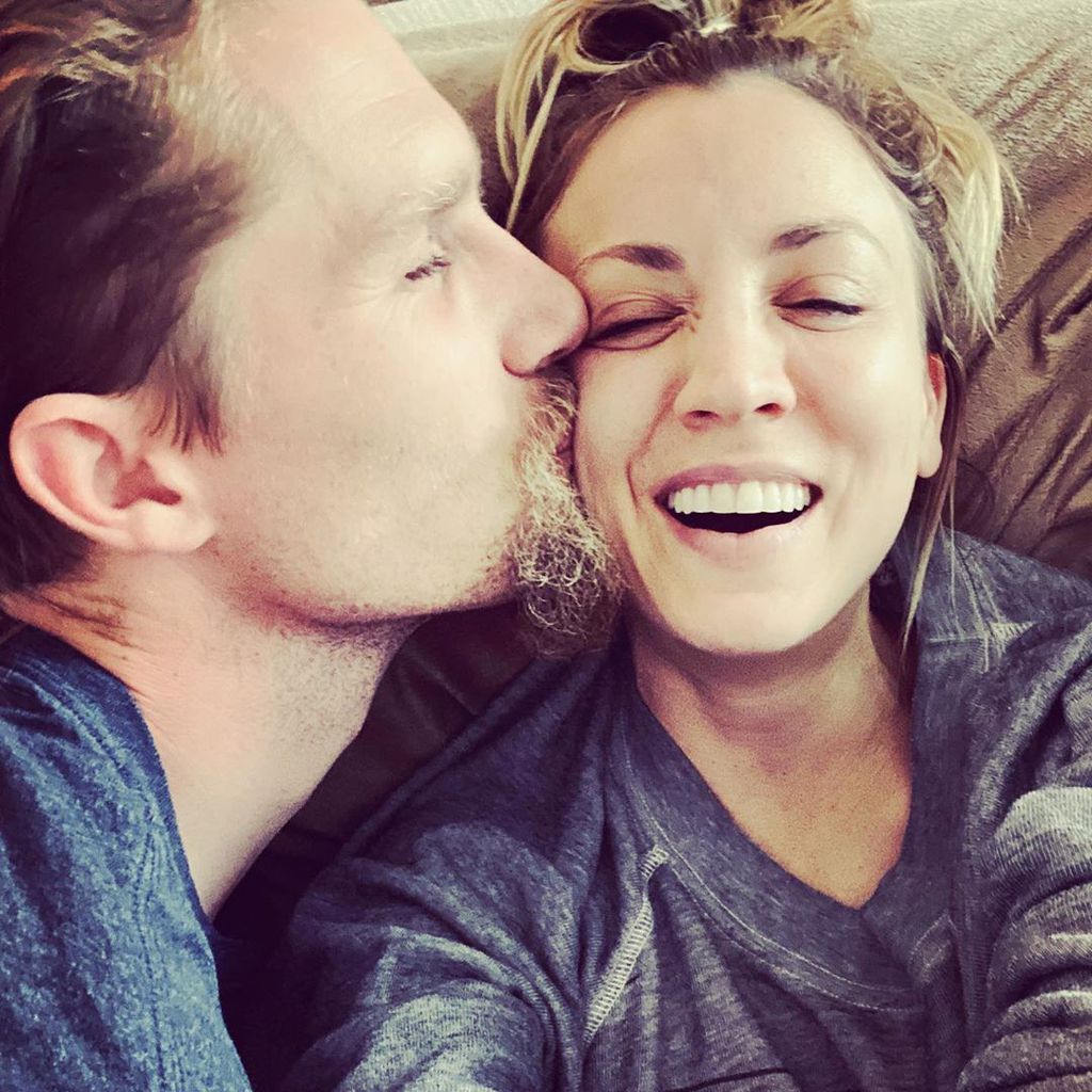 Karl Cook und Kaley Cuoco