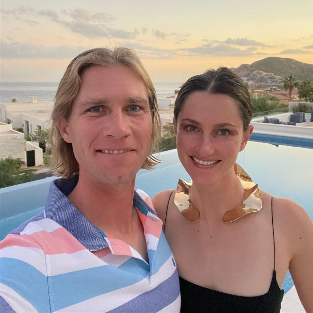 Karl Cook und seine Mackenzie Drazan im Dezember 2022