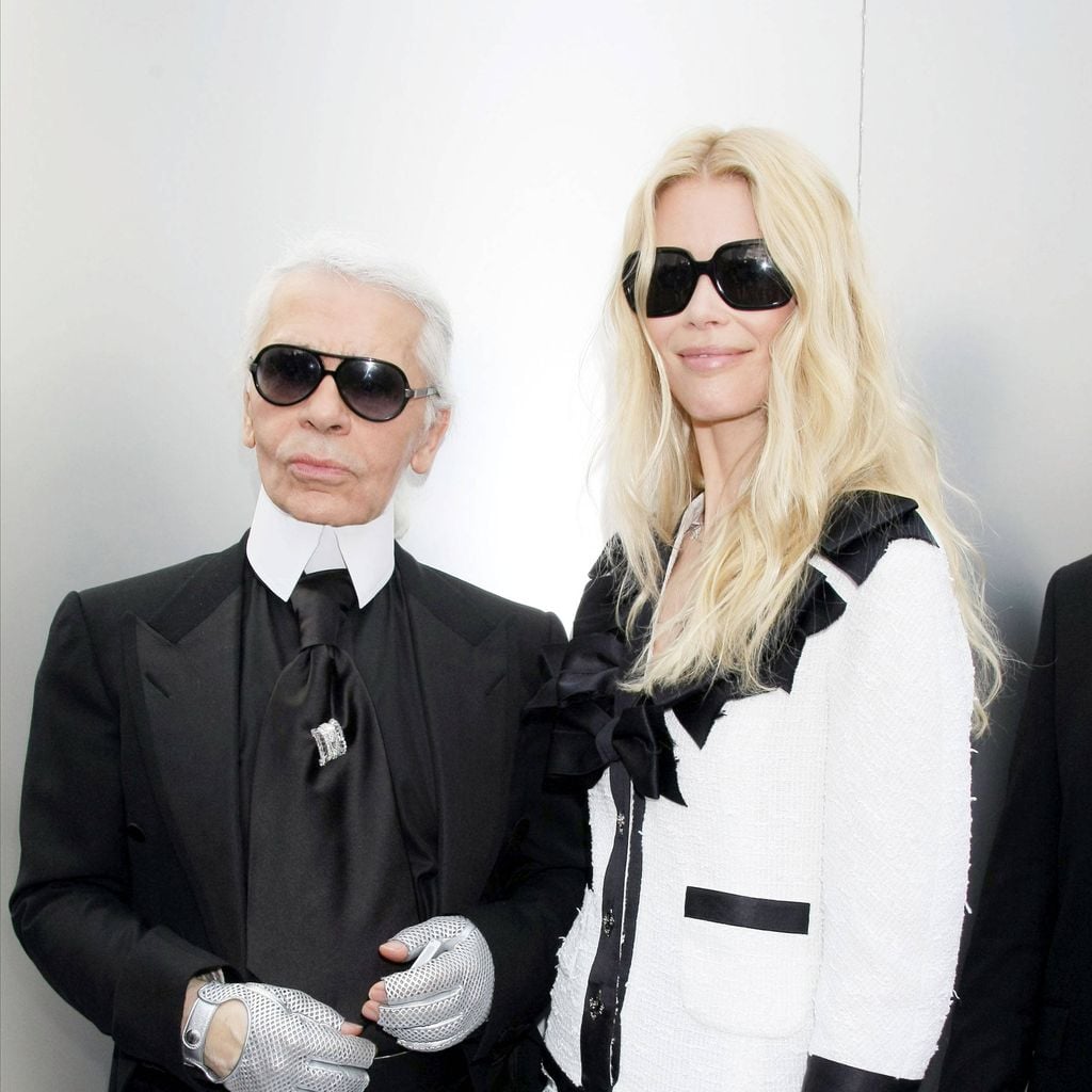 Karl Lagerfeld und Claudia Schiffer bei der Chanel Haute Couture Herbst/Winter 2008/2009 im Grand Palais in Paris