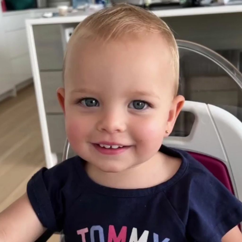Karolina Kurkovas Tochter Luna Grace