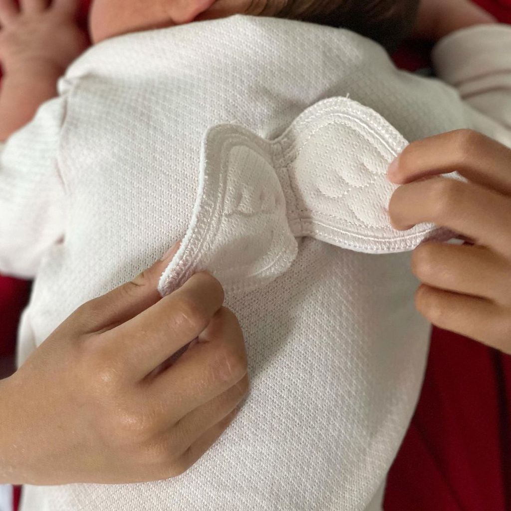 Karolina Kurkovas Tochter Luna Grace