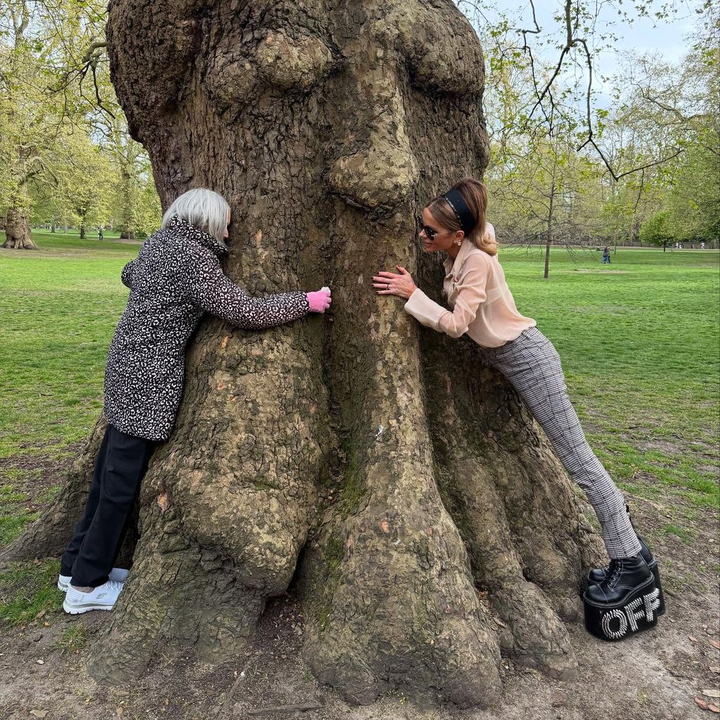 Kate Beckinsale und ihre Mutter Judy Loe, April 2025