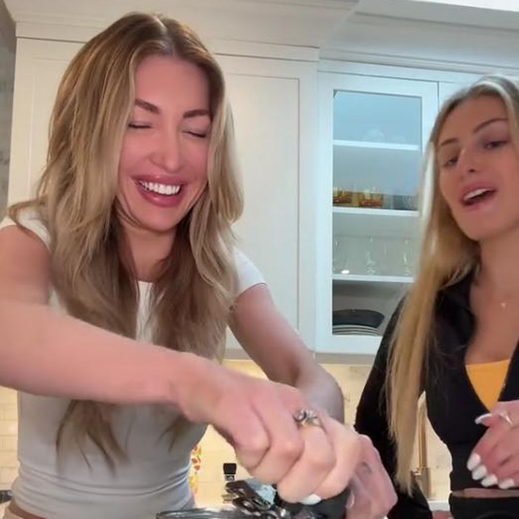 Kate Cassidy und ihre Freundin Tiffany Henriques, Januar 2025