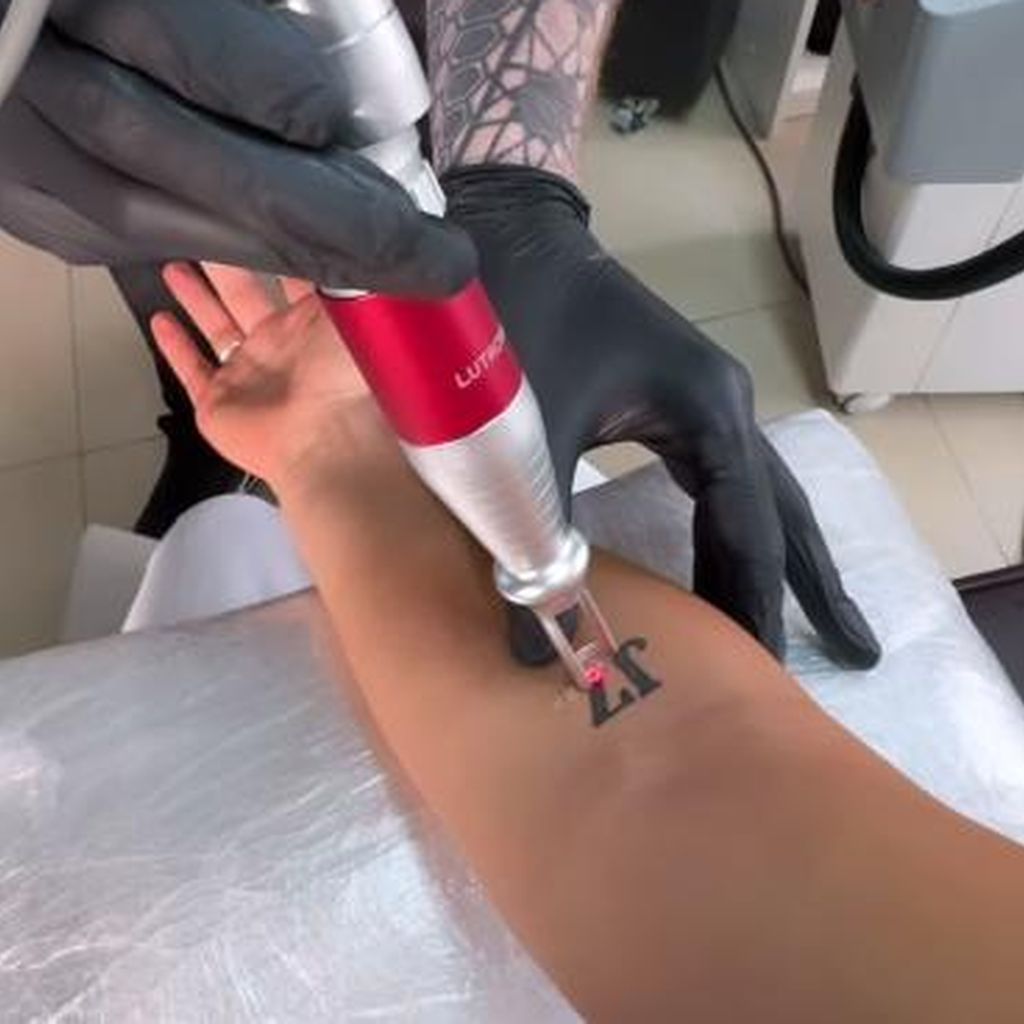 Kate Kolosovskaias Liebestattoo für Julian Zietlow