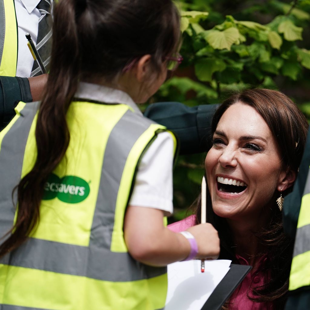 Prinzessin Middleton mit einer Schülerin, Mai 2023