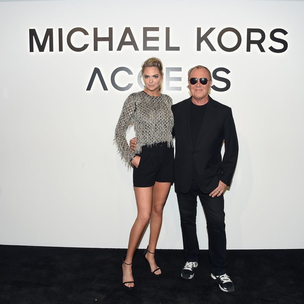 Kate Upton und Michael Kors bei der "Michael Kors"-Fashion-Show in New York