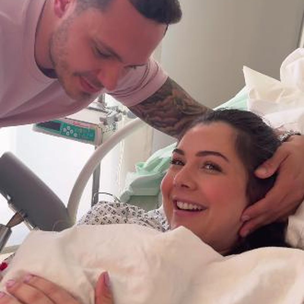 Dominic, Katharina Eisenblut und ihr Baby