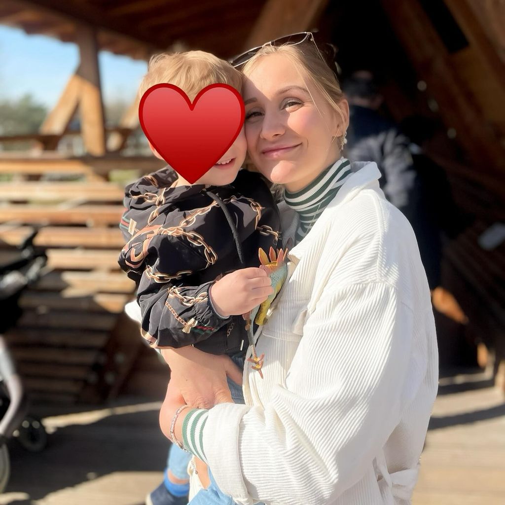 Katharina Wagener, Influencerin, mit ihrem Sohn