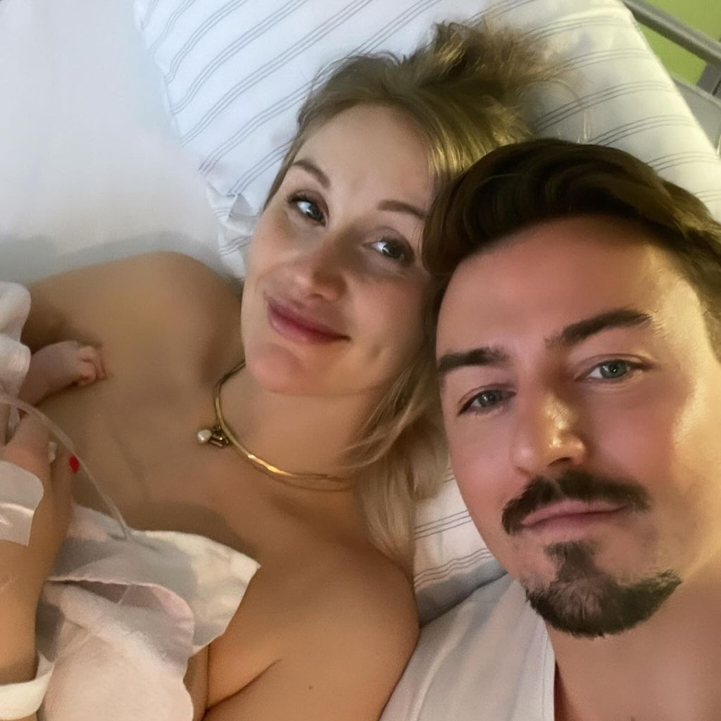 Katharina Wagener und Kevin Yanik mit ihrem Sohn Mariano
