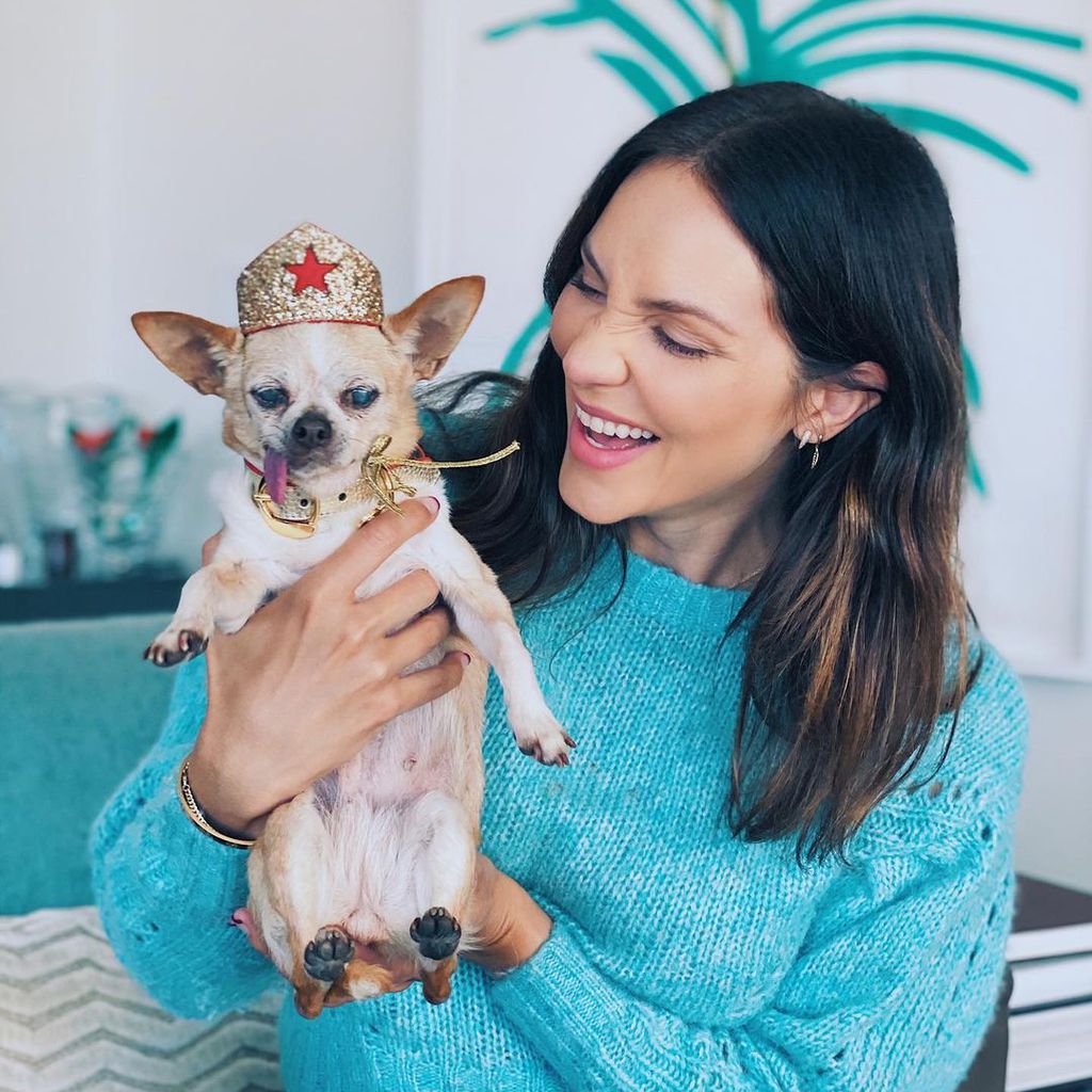 Katharine McPhee mit ihrem Hund