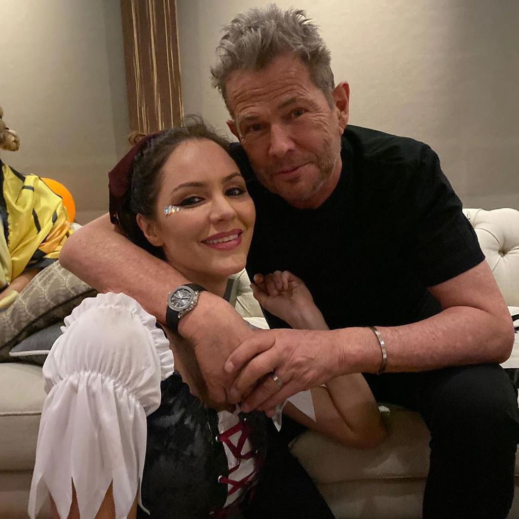 Sängerin Katharine McPhee und Produzent David Foster
