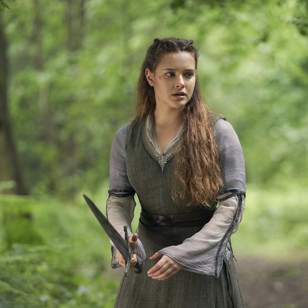 Katherine Langford in der Netflix-Serie "Cursed"