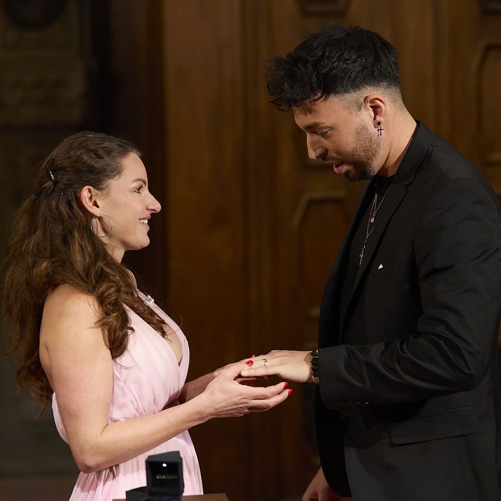 Kathi und Julian bei ihrer "Liebe im Sinn"-Verlobung