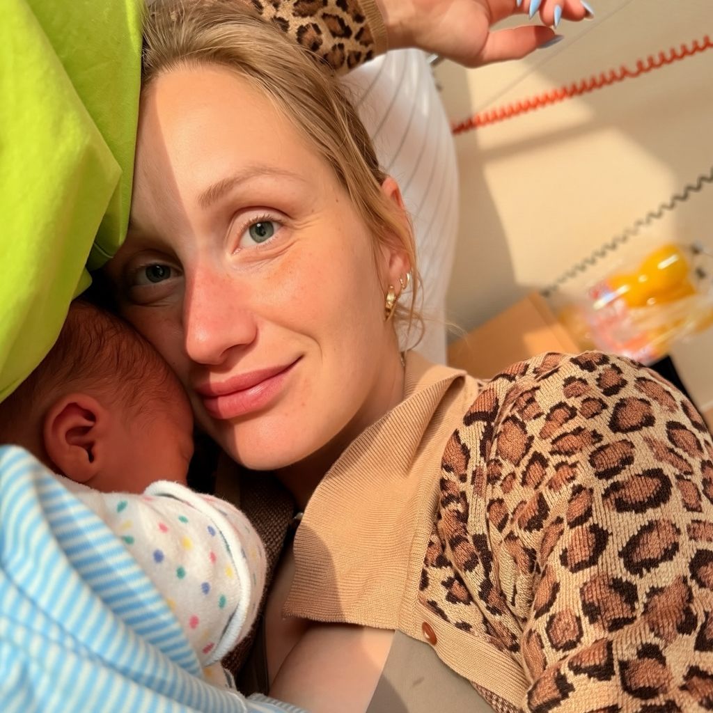 Kathi Wagener mit ihrem Baby Emilio, April 2026