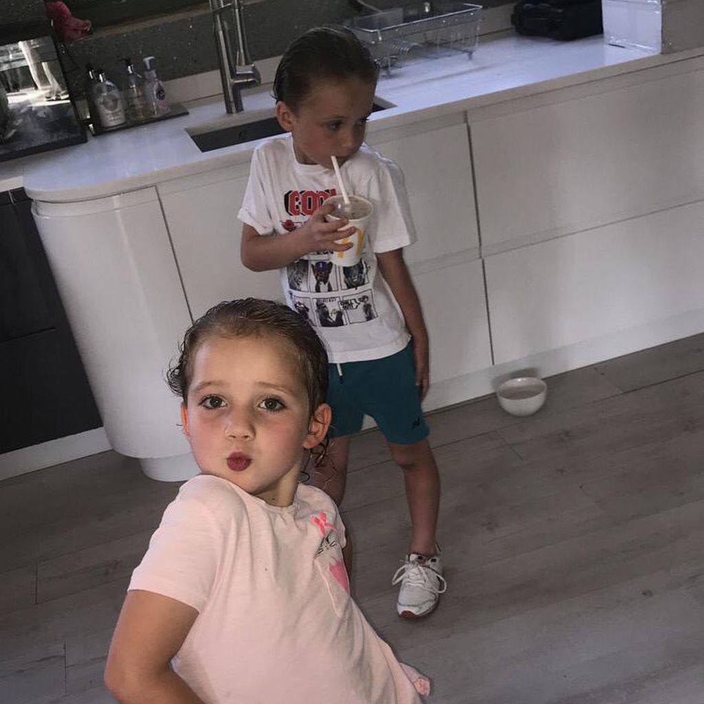 Katie Price' Kinder Jett Riviera und Bunny Hayler im Juni 2019