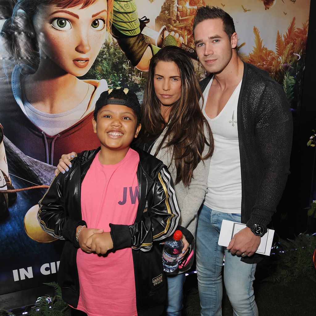 Katie Price mit Sohn Harvey und Kieran Hayler im Jahr 2013