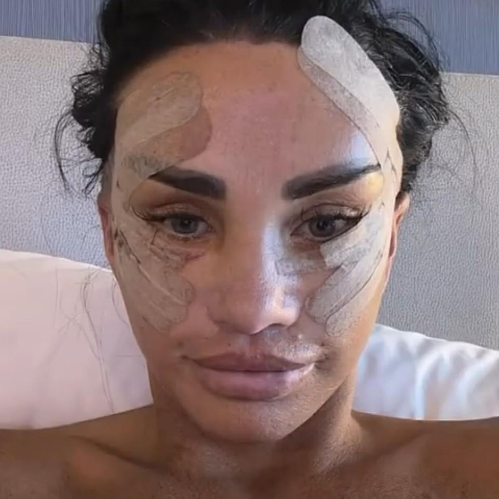 Katie Price nach einer Operation