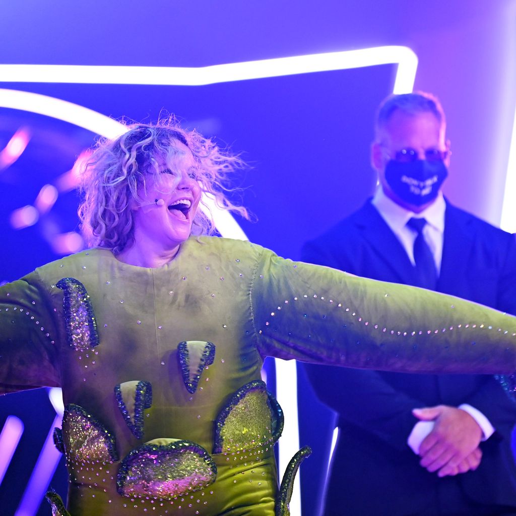 Katja Burkard als Brokkoli bei "The Masked Singer"