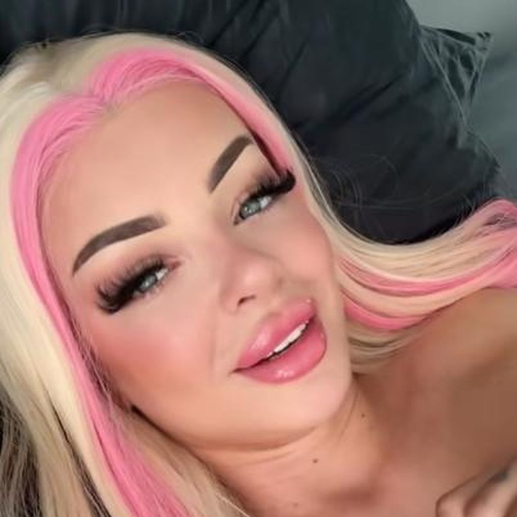 Katja Krasavice, Musikerin