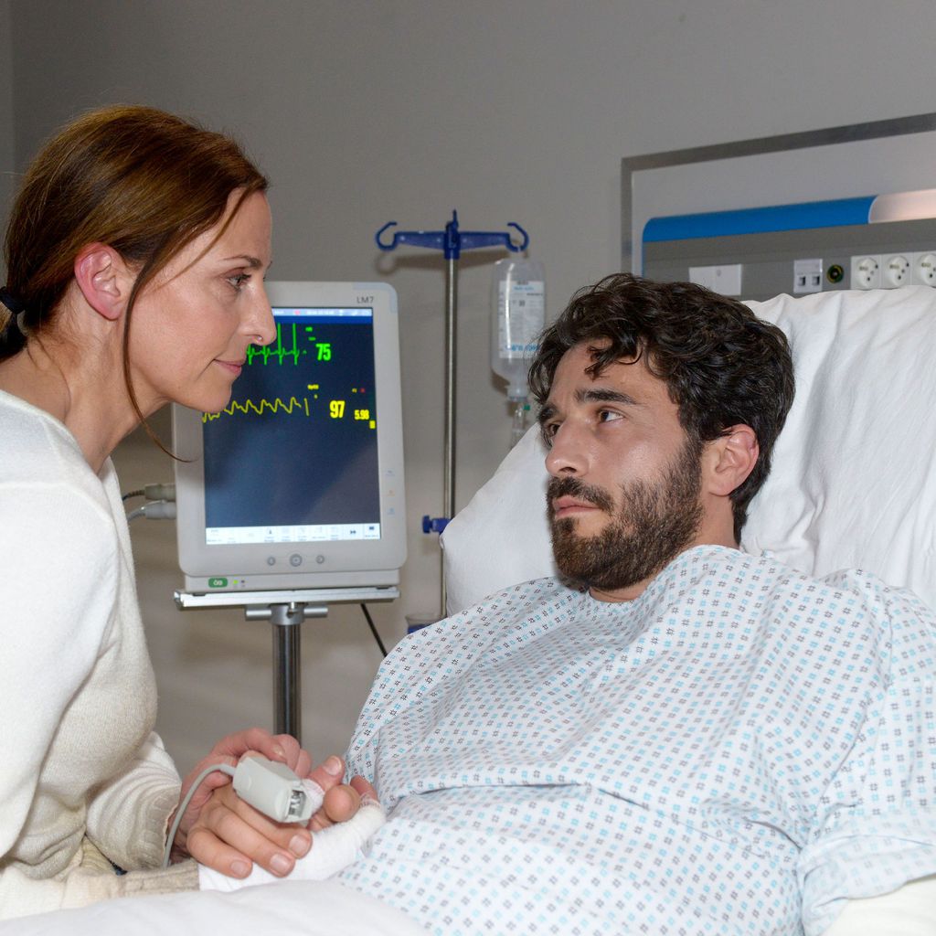Katrin (Ulrike Frank) und Tobias (Jan Kittmann) bei GZSZ