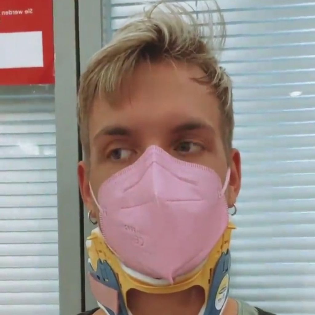 Katy Bähm in einer Klinik, April 2021