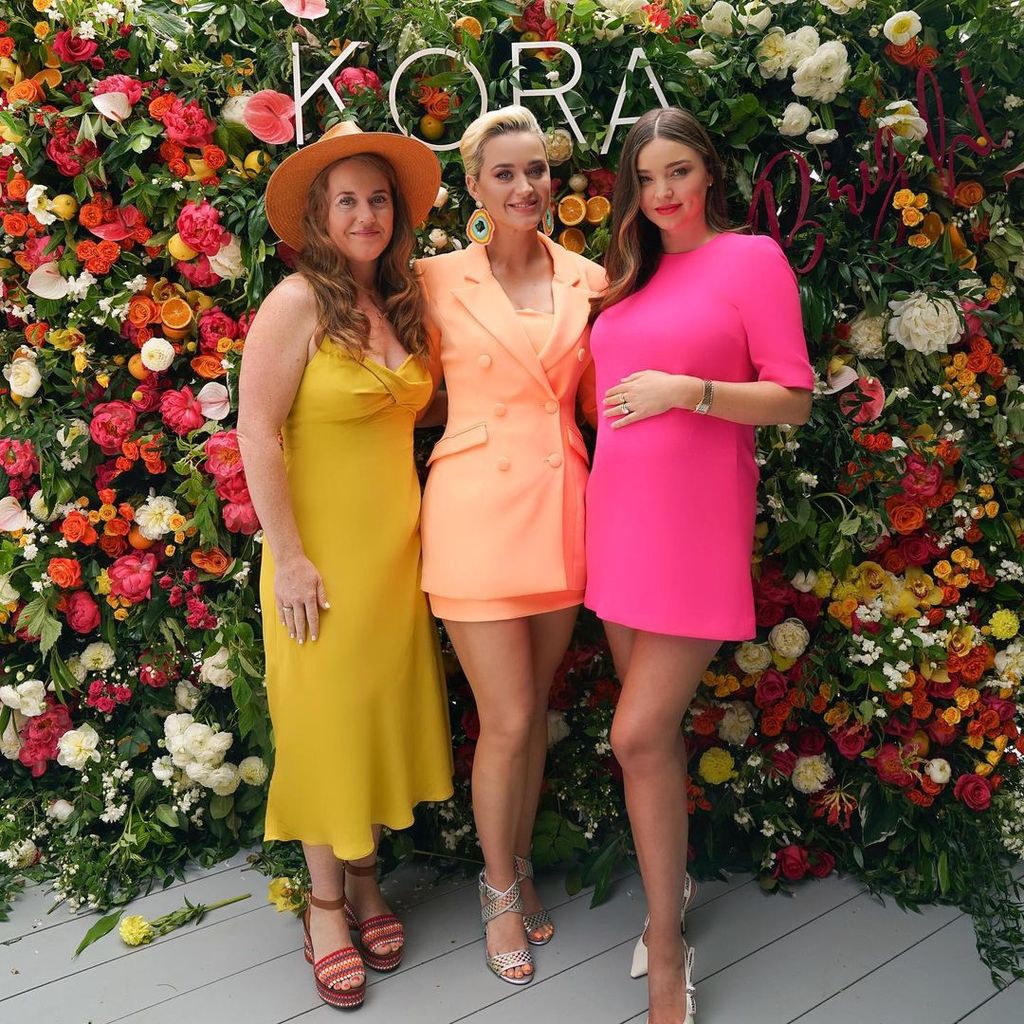 Katy Perry und Miranda Kerr mit einer Freundin bei einem Event