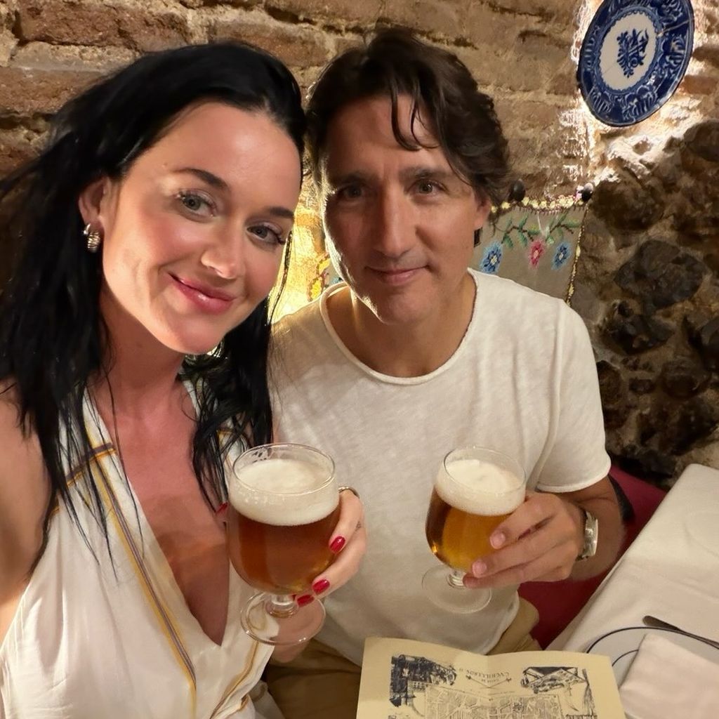 Katy Perry und Justin Trudeau im Pub