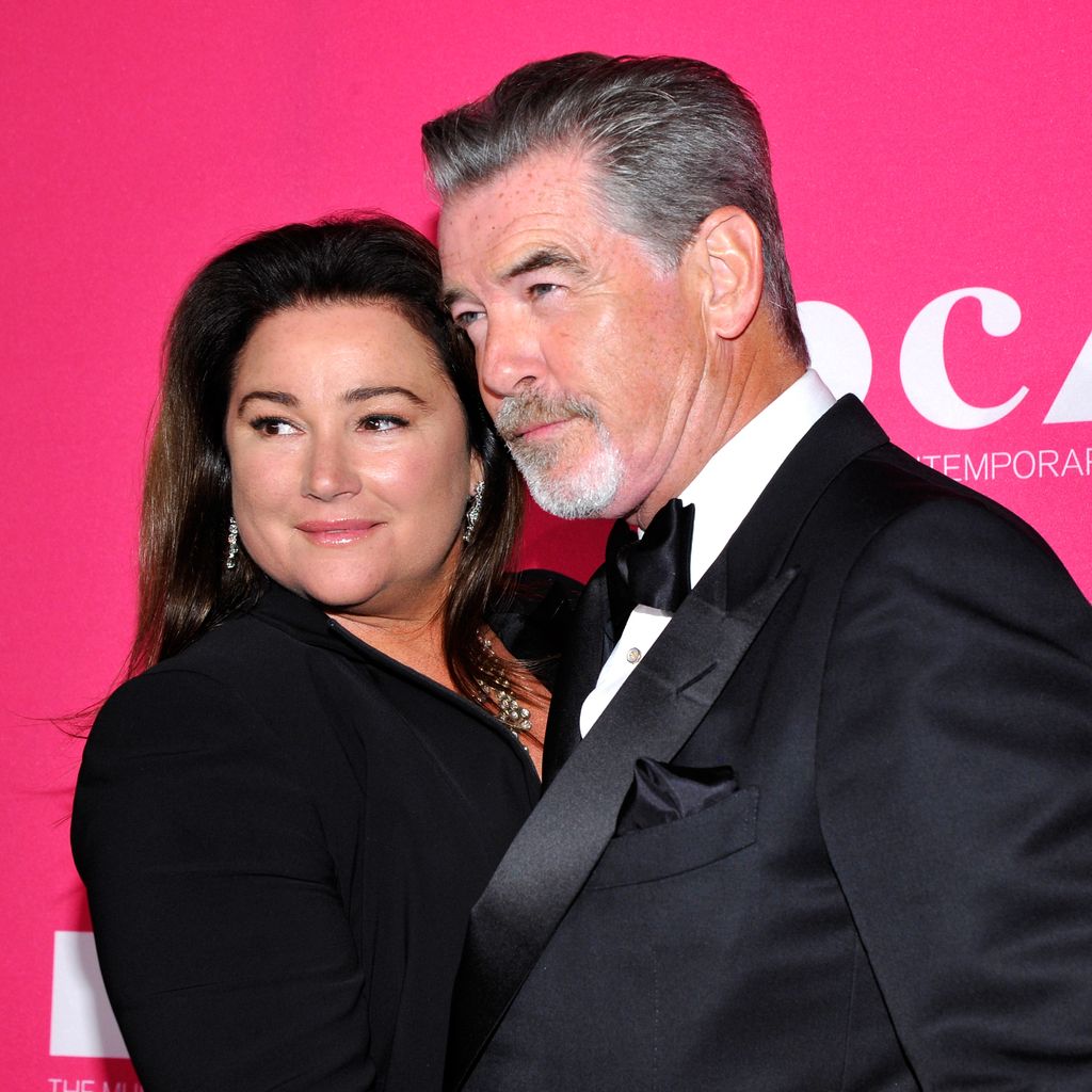 Keely Shaye Smith und Pierce Brosnan im Jahr 2017