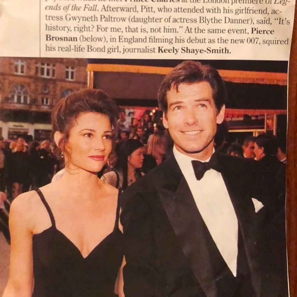 Keely Shaye Smith und Pierce Brosnan bei der "Legenden der Leidenschaft"-Premiere in London, 1995
