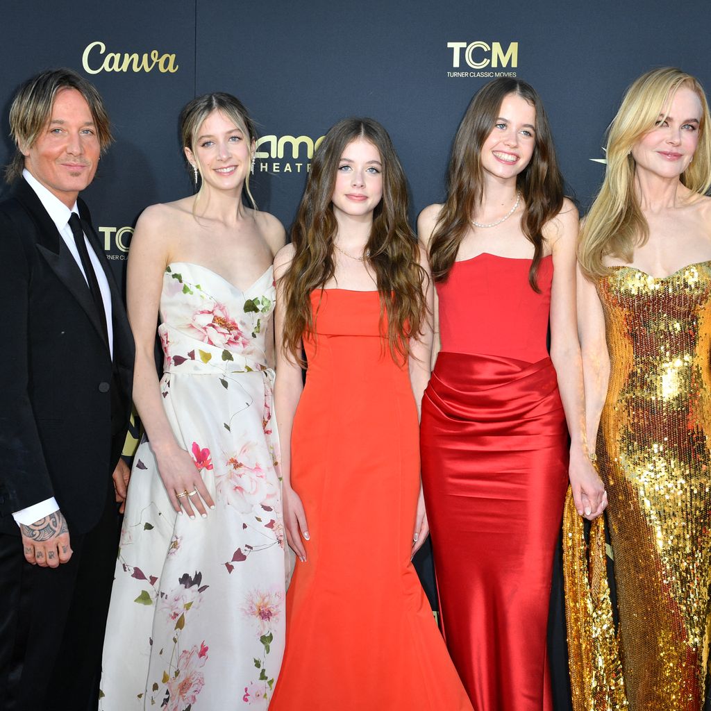 Keith Urban, Faith Margaret (3. v.l.), Sunday Rose (4. v.l.) und Nicole Kidman im April 2024