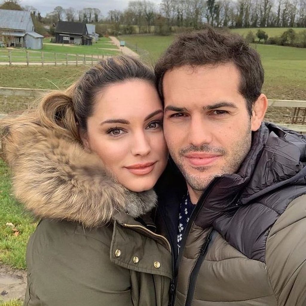 Model Kelly Brook mit ihrem Ehemann Jeremy Parisi