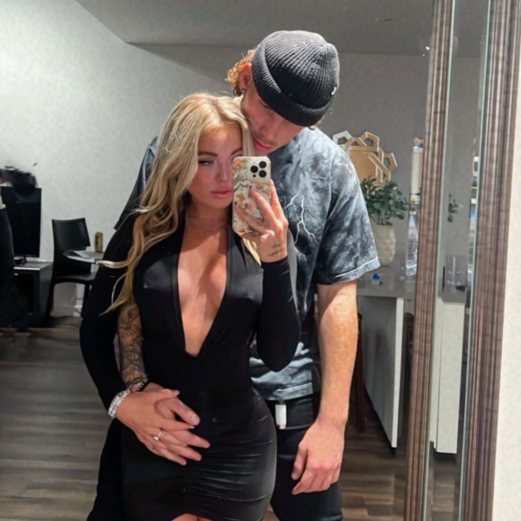 Influencerin Kelly Kay mit ihrem Freund Spencer Webb
