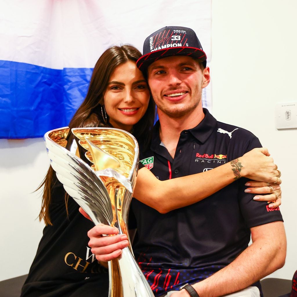 Kelly Piquet und Max Verstappen nach seinem WM-Triumph 2021