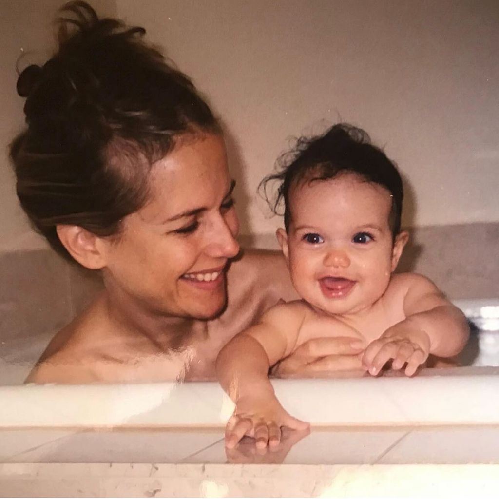 Kelly Preston und ihre Tochter Ella Bleu