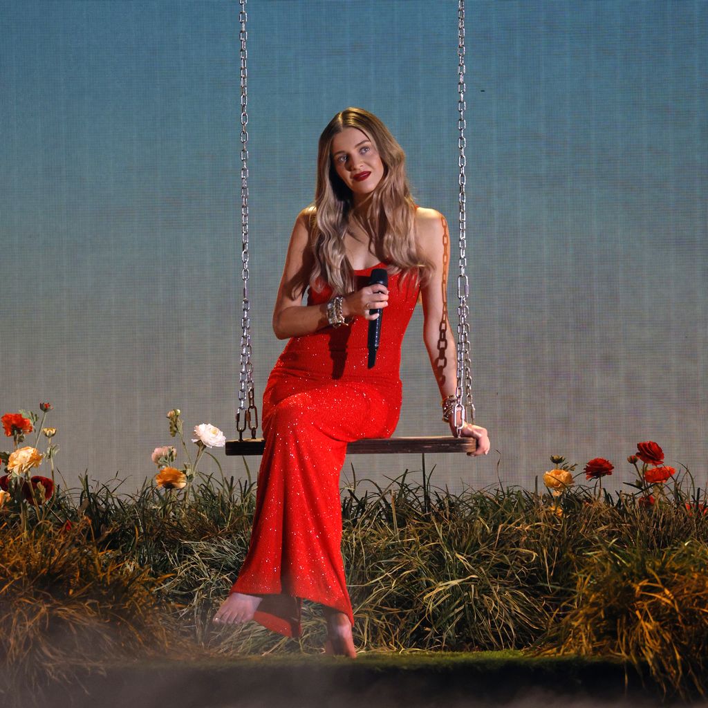 Kelsea Ballerini performt bei den 59. CMA Awards in der Bridgestone Arena , November 2025