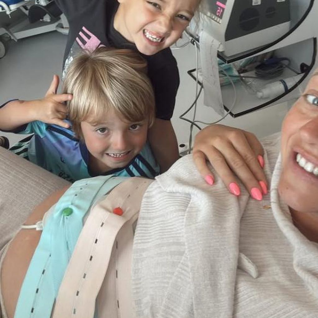 Kelsey Parker mit ihren Kindern Aurelia und Bodhi, September 2026