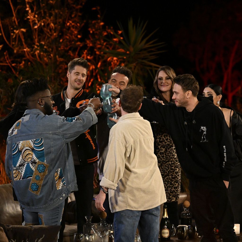Kelvin Jones, SDP, Johannes Oerding, Elif, Lotte, Clueso und Floor Jansen bei "Sing meinen Song"