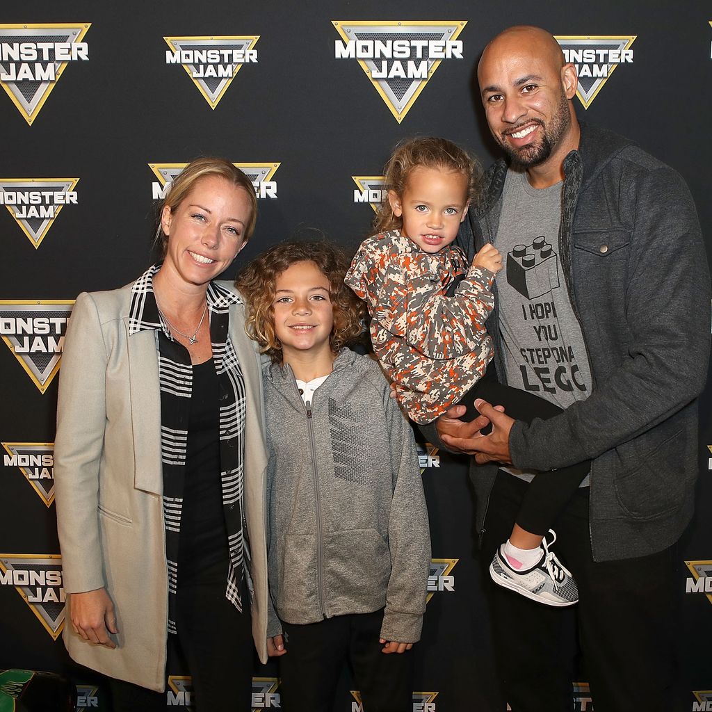 Kendra Wilkinson und Hank Baskett mit ihren Kindern Hank und Alijah