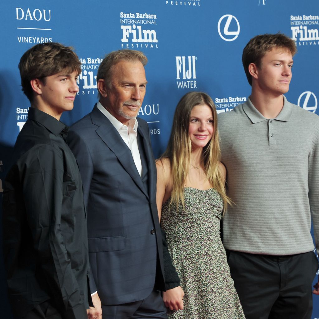 Kevin Costner mit seinen Kindern Hayes Logan, Grace Avery und Cayden Wyatt, Februar 2025