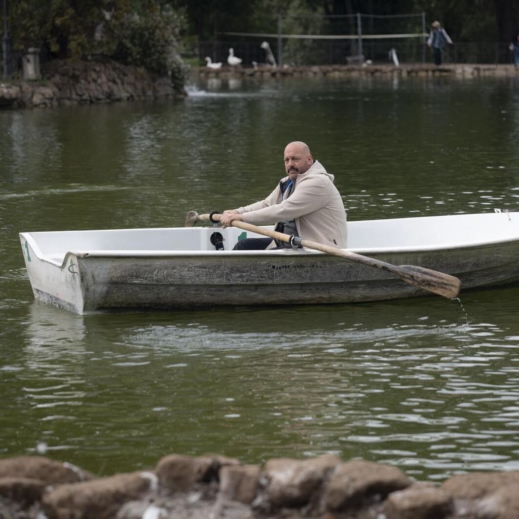 Kevin James in "SOLO MIO", 2026