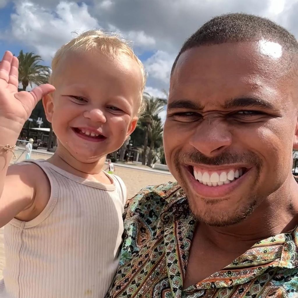 Kevin Njie mit Sohn Ocean, Mai 2024