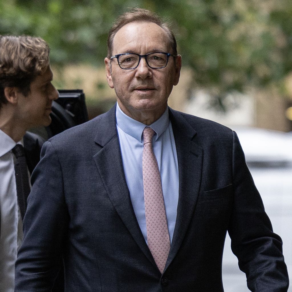 Kevin Spacey auf dem Weg zu einer Gerichtsverhandlung