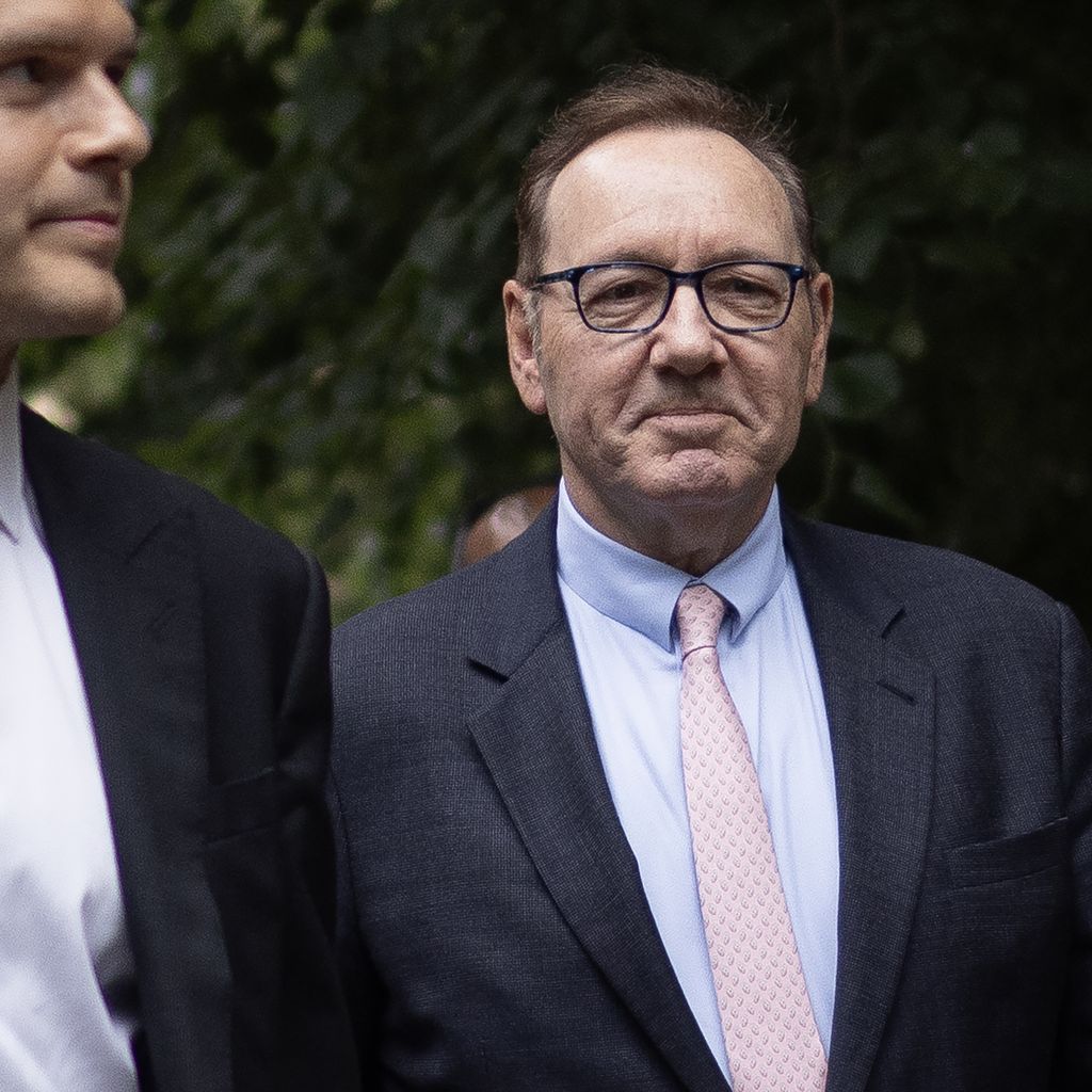 Kevin Spacey auf dem Weg zu einer Gerichtsverhandlung