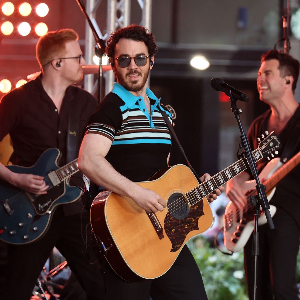 Kevin Jonas bei einem Konzert der Jonas Brother bei "NBC Today"