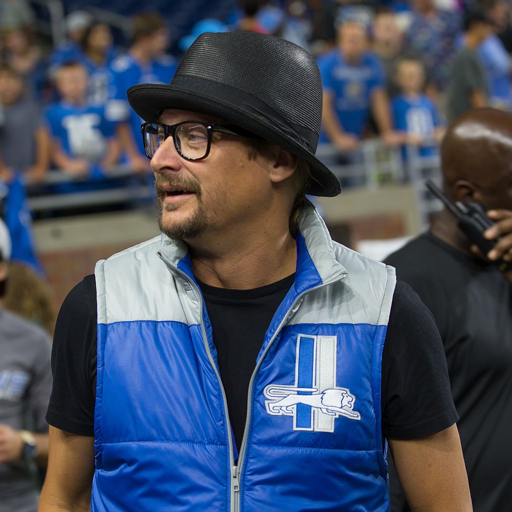 Kid Rock 2016 bei einem American-Football-Spiel